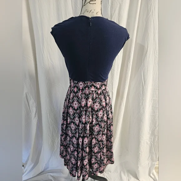 eShakti Blue and Pink A-Line Dress Knee-Length Casual - Picture 3 of 5